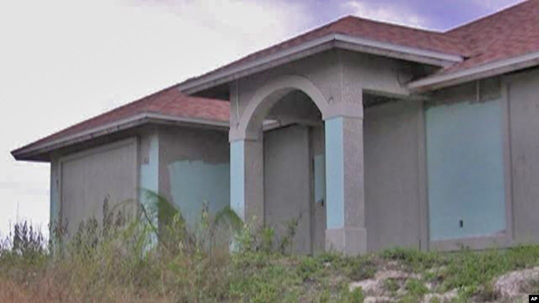 Boarded up home in Florida